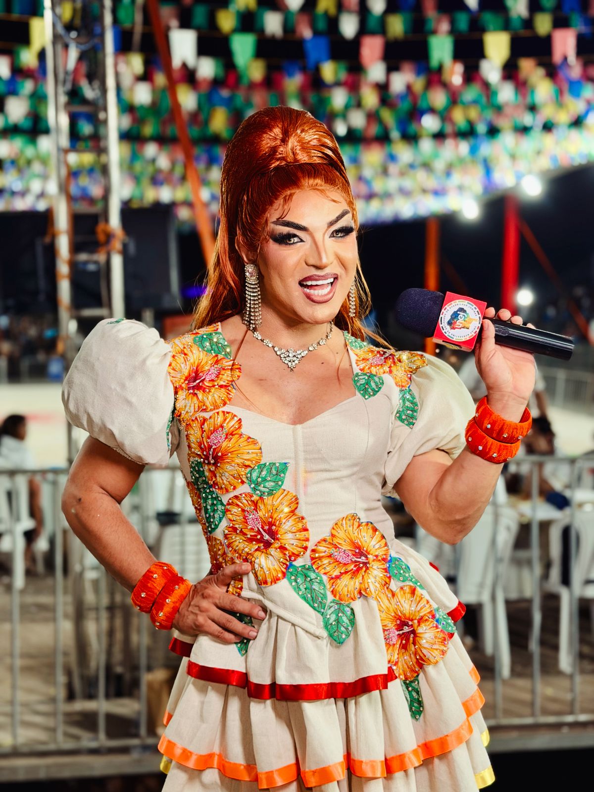Sheron Lumynes com o microfone da Podlist no Nordestão 2026
